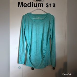 Maternity workout top